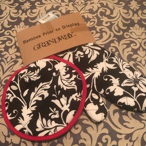 Cooking glove and pot holder